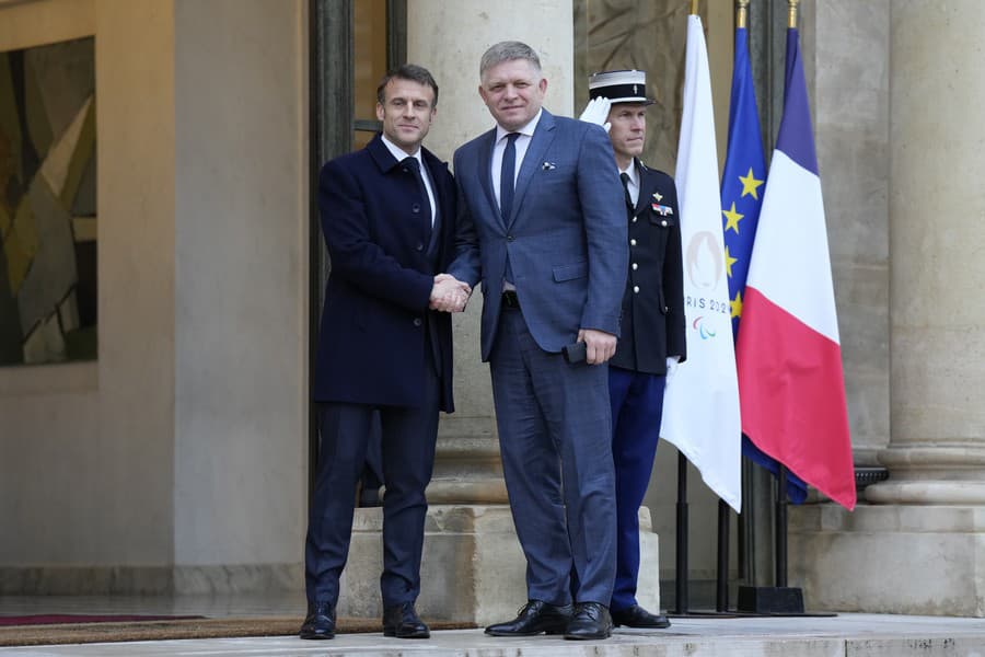 Prv Slov Zo Samitu Macron Vyz Va Na R Chlu Akciu V Prospech Ukrajiny