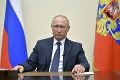 Putin nariadil občanom, aby do 30. apríla nechodili do práce: O plat sa obávať nemusia