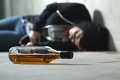 Cez Veľkú noc to ľudia zvyknú prehnať s alkoholom: Záchranári minulý rok ratovali 12-ročné dieťa
