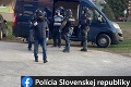 Policajti NAKA zasahujú v Levoči: Akcia súvisí s nedovoleným ozbrojovaním
