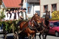 Šibačka, ako ju poznáme, tento rok nebude: Najkrajšie fotky tradičných zvykov z celého Slovenska