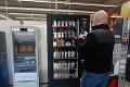 Automaty na rúška pribudli vo viacerých slovenských mestách:  Kde všade ich nájdete?