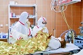 Slovenské nemocnice sa pripravujú na väčší počet ťažkých prípadov s koronavírusom: Tu budú 4 červené zóny!