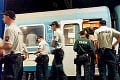 Maďari prvýkrát pustili migrantov do vlakov: Cez Slovensko prechádzal rýchlik plný utečencov!