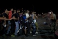 Grécka polícia zasahovala voči migrantom na ostrove Lesbos: Situácia na pokraji katastrofy!