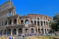 Dráma v Koloseu: Muž priložil turistke na krk nôž, potom zakričal známu vetu! Z tohto tuhne krv v žilách...