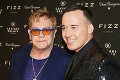 Po dlhých rokoch do toho skočili: Elton John a jeho dlhoročný partner si povedali ÁNO!