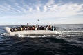 Akčný plán proti utečencom: Zachytávať by ich mali už na mori!