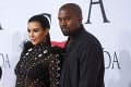 Kim Kardashian a Kanye West: Tretie dieťa je už na ceste, rastie v tele inej ženy!