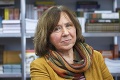 Nobelovu cenu 2015 za literatúru získala novinárka a spisovateľka Svetlana: Za odmenu si kúpi slobodu