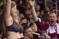 V KHL sa dejú veci: Vidieť v hľadisku striptíz, to je zážitok!