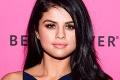 Selena Gomez snáď taká krásna ešte nebola: Sledujte, ako JEDEN detail na tvári všetko zmenil!