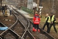 Nešťastie vo Vrútkach: Na železničnom priecestí rýchlik zrazil dedka († 85)