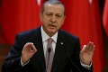 V Turecku začal platiť výnimočný stav: Umožňuje obmedzenie základných práv!