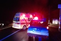 Tragická zrážka vlaku a auta v Trnavskom kraji: Zomrela spolujazdkyňa, šofér bol zakliesnený pod vlakom!