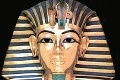 Zlatú masku faraóna Tutanchamóna nenávratne poškodili: Už nikdy nebude taká ako predtým