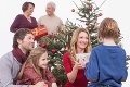 Vianoce Slovákov finančne zaťažujú: Kto minie najviac a kto najmenej?