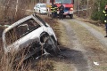 Hrozný nález v Trenčianskom kraji: V aute bolo zhorené mŕtveho telo človeka!