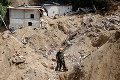 Tragická bilancia zosuvov pôdy v Guatemale: Pri zosuvoch pôdy zahynulo najmenej 131 ľudí!