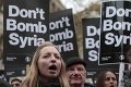 Demonštrácie v Londýne: Tisícky ľudí protestovali proti náletom v Sýrii