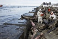 Pri ruskom ostrove havaroval tanker Nadežda: Pobrežie zaplavila ropa