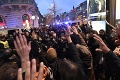 Demonštrácie vo Viedni: Násilnosti si vyžiadali 13 zranených!