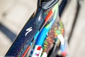 Sagan ukázal kolekciu dresov a mašinu do budúcej sezóny: Páči sa vám jeho nový bicykel?