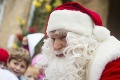 Chlapík v Texase vykrikoval, že Santa Claus neexistuje: Skončil za mrežami