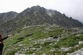 Nočný poplach v Tatrách: Sedem horolezcov uviazlo pod vrcholom Gerlachovského štítu
