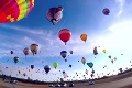 Toľko balónov naraz ste ešte nevideli: Do vzduchu sa ich vzniesli stovky, prekonali svetový rekord