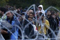 Utečenecká kríza donútila konať aj ďalšiu krajinu: Chorváti postavia na hraniciach plot!