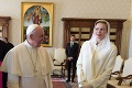 Toto si môže dovoliť len pár žien na svete: Pozrite, čo si monacká kňažná obliekla na stretnutie s pápežom!