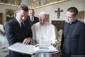 Pápež sa stretol s Leonardom DiCapriom: Hlava cirkvi mu vyjadrila uznanie! A za herectvo to nebolo...