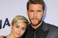 Miley Cyrus prekvapila prsteňom: Tajná svadba v Austrálii?!