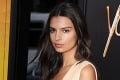 Mladík je posadnutý kráskou Emily Ratajkowski: Nemôže byť s ňou v reálnom živote, tak to vyriešil po svojom!