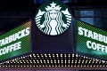 Americká sieť kaviarní Starbucks ohlásila zásadnú zmenu: S týmto nadobro končíme!