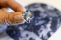 Vzácny rekordér: Modrý diamant sa predal za 45 miliónov eur!