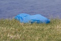 Trnavský kraj: Z jazera vytiahli nehybné telo, je to 53-ročný muž?