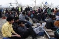 Migranti okupujú hranice Grécka a Macedónska: Riskujú aj vlastný život!