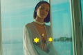 Rihanna odhalila tajné zbrane: Okrem pištole aj holé prsia a obrovský zadok!