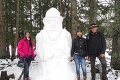 Rainerova chata má novú atrakciu: Turistov víta snehový maxi Mikuláš!