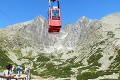 Nešťastie v Tirolsku: Lietadlo sa dostalo do kolízie s lanovkou