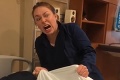 Video zdravotnej sestry obletelo svet: Čo to vyvádza? Minúta smiechu zaručená!