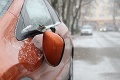 V Bratislave ničia zaparkované autá z iných miest: Vojna proti vodičom - cépečkárom!