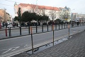 Štúrova ulica v Bratislave je v katastrofálnom stave: Naozaj má takto vyzerať reprezentatívne Staré Mesto?!