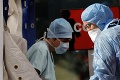 Koronavírusom sa nakazí množstvo lekárov: Žalostná situácia vo Veľkej Británii