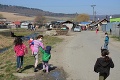 Testovanie v najväčšej rómskej osade Slovenska mali na starosti vojaci: Ich obavy sa nenaplnili