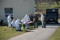 Testovanie v najväčšej rómskej osade Slovenska mali na starosti vojaci: Ich obavy sa nenaplnili
