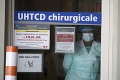 Smutná bilancia z Francúzska: Koronavírusu podľahlo ďalších 471 ľudí