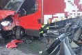 Tragická zrážka v Banskej Belej: Vodič osobného auta nemal po strete s dodávkou žiadnu šancu